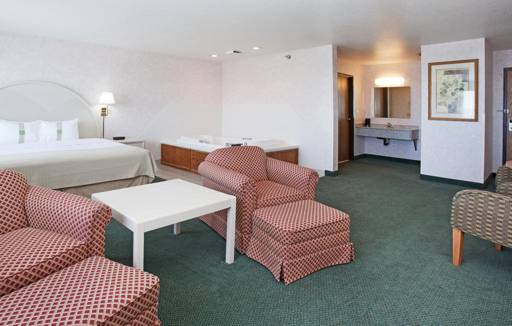 Country Inn & Suites By Radisson, Sidney, Ne Стая снимка
